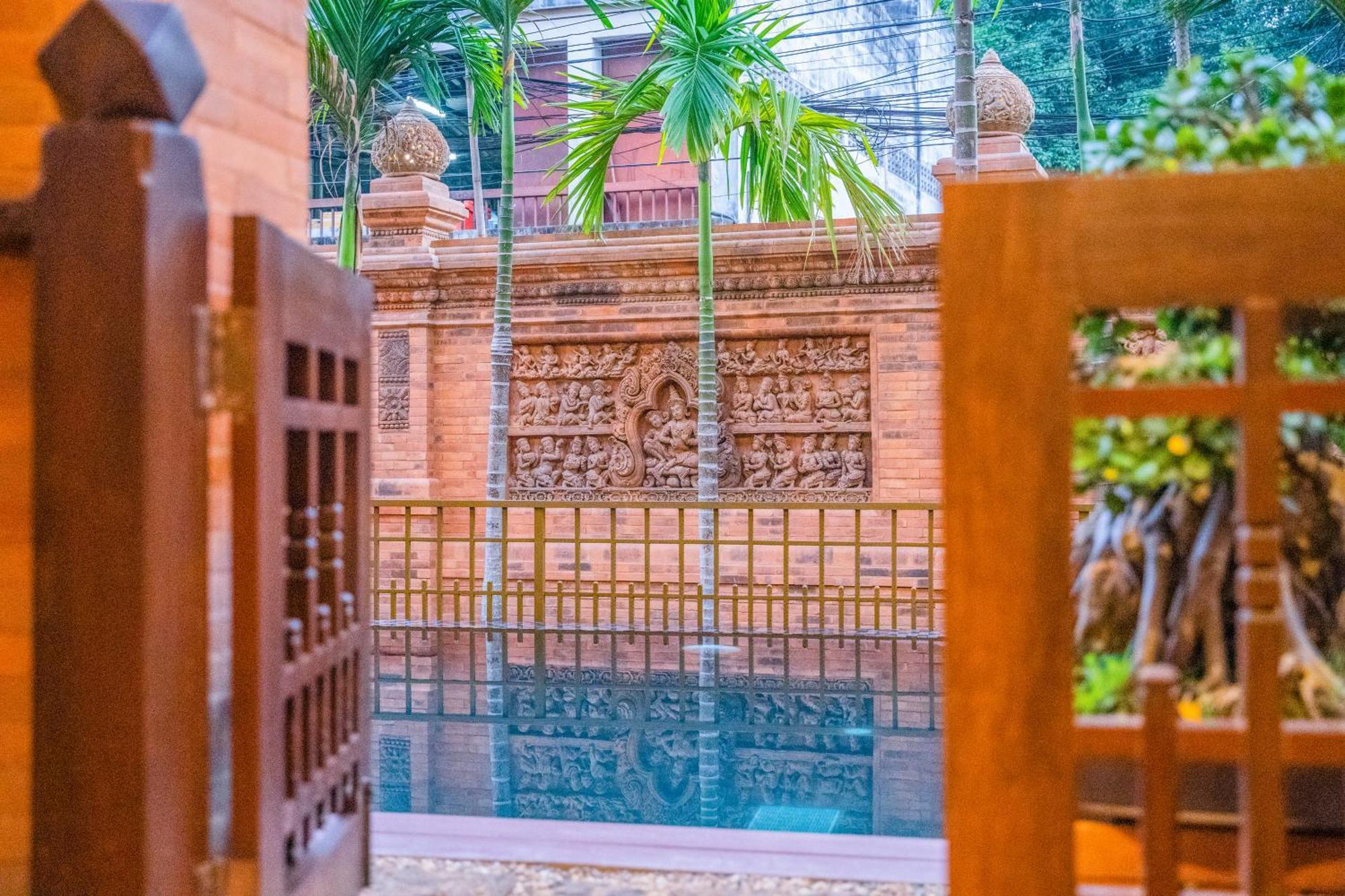 Phor Liang Meun Terracotta Arts, Chiang Mai